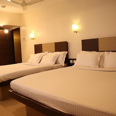 Hotel Maniam Classic West Wing Tiruppur Eksteriør bilde